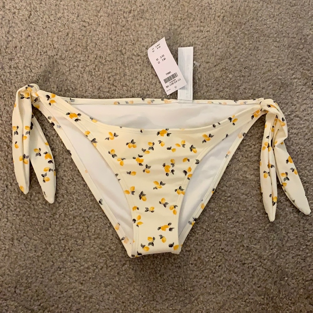 Abercrombie & Fitch bikini bottoms size small